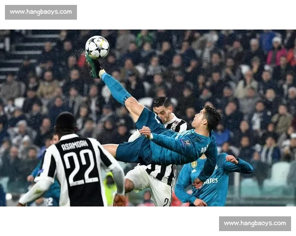 绝杀瞬间点燃全场激情球迷见证历史辉煌进球